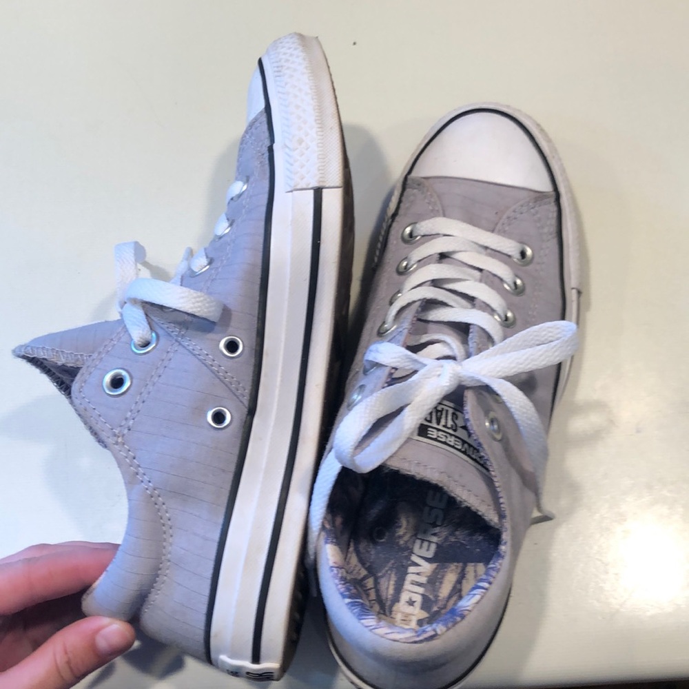 Converse - Picture 2 of 6